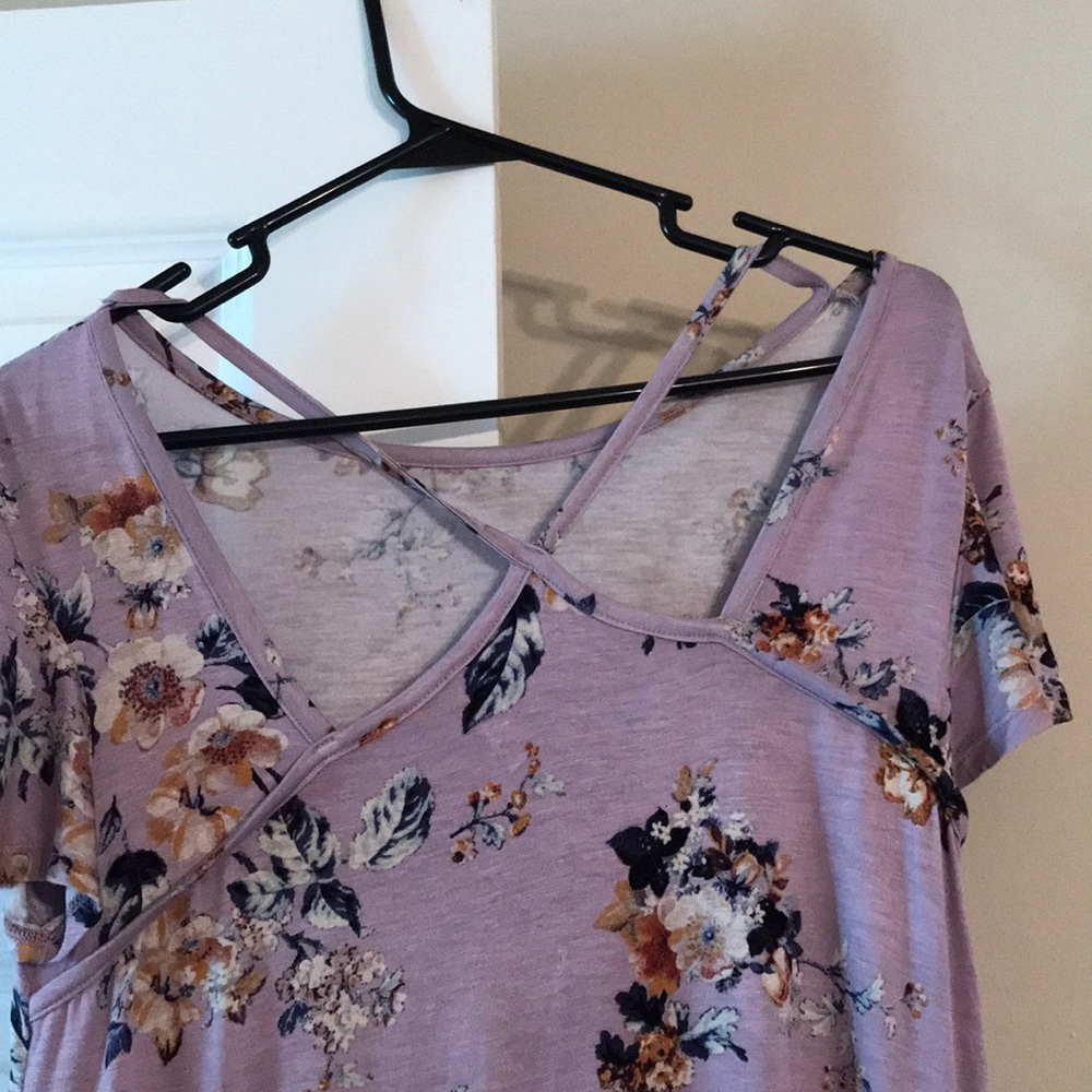 Too - Picture 2 of 2